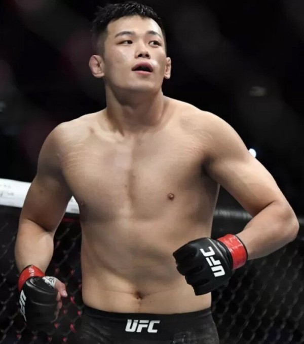 10.jpg 이번주 UFC 랭킹 진입을 노리는 한국 선수 ㄷㄷ...jpgif